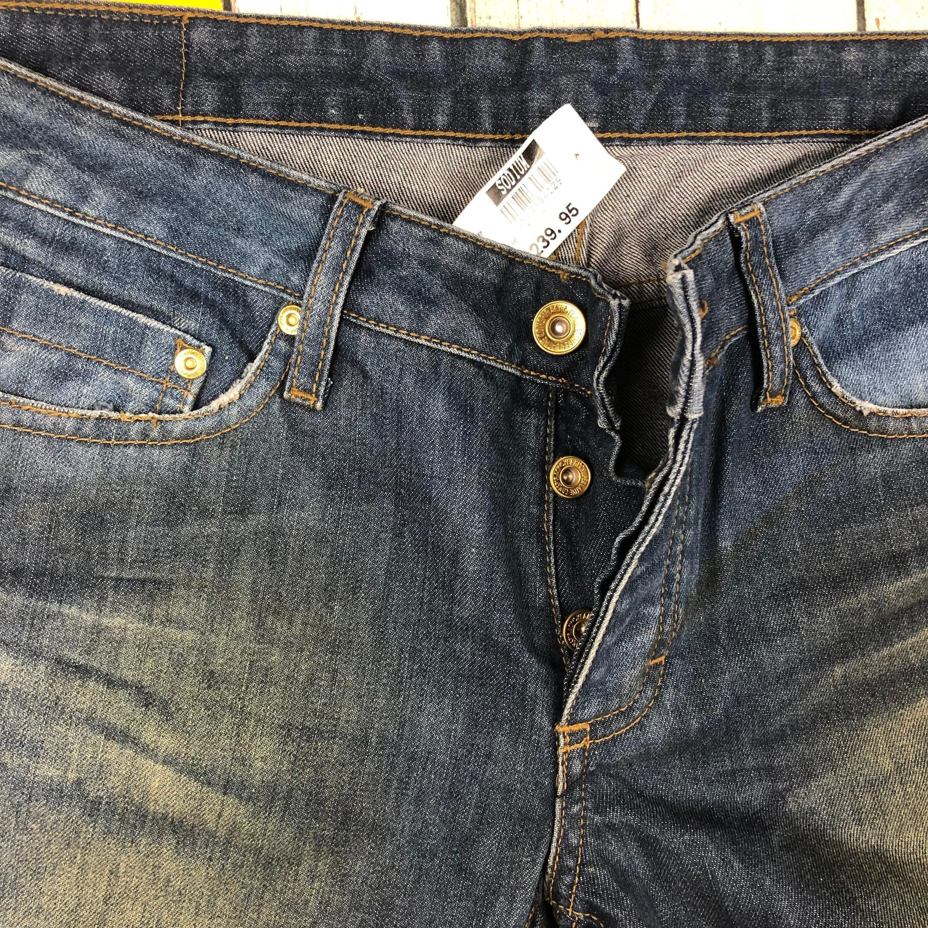 NWT - WEZC Superlative Conspiracy Ladies Relaxed Fit Jeans- Size 29