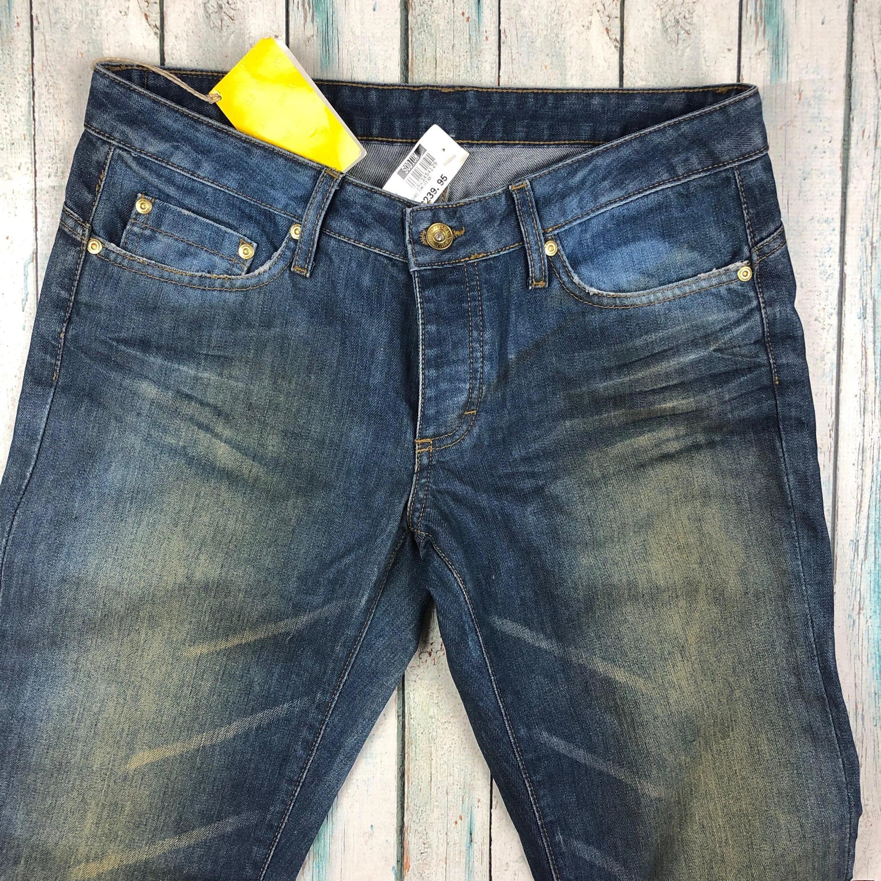 NWT - WEZC Superlative Conspiracy Ladies Relaxed Fit Jeans- Size 29